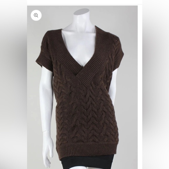 Stunning Vince knit alpaca/wool blend sweater in deep grey/blackeuc - Picture 4 of 7